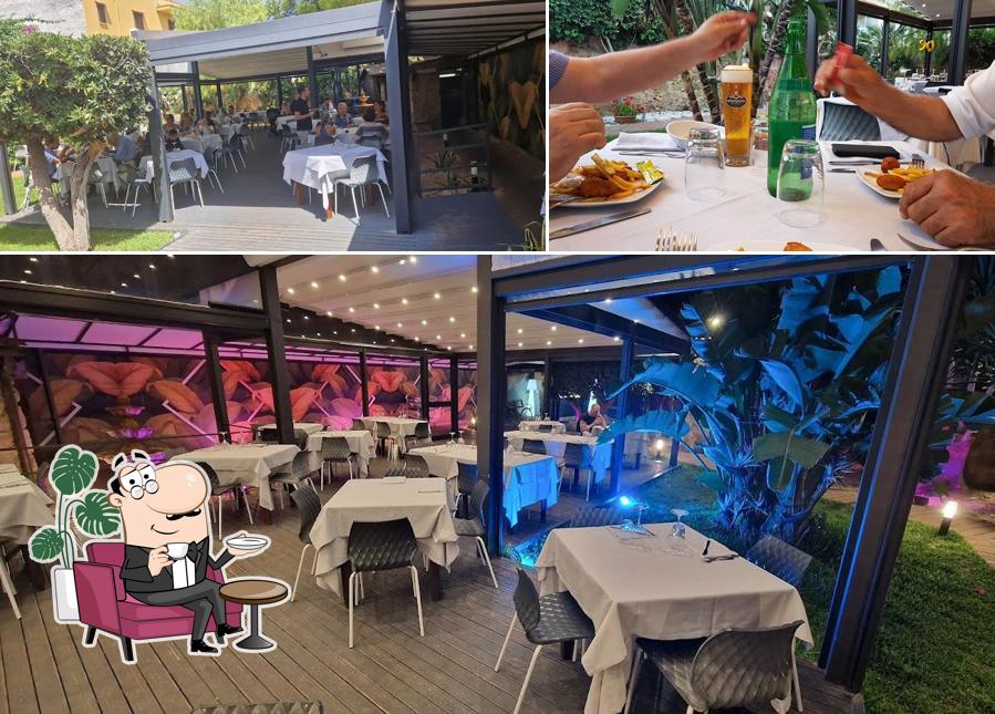 Tra le diverse cose da Ristorante Pizzeria Franco si possono trovare la interni e cibo