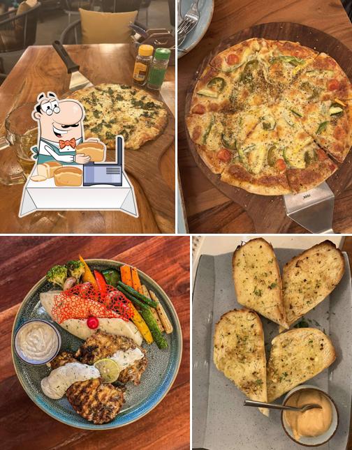 Garlic bread at Fiturr