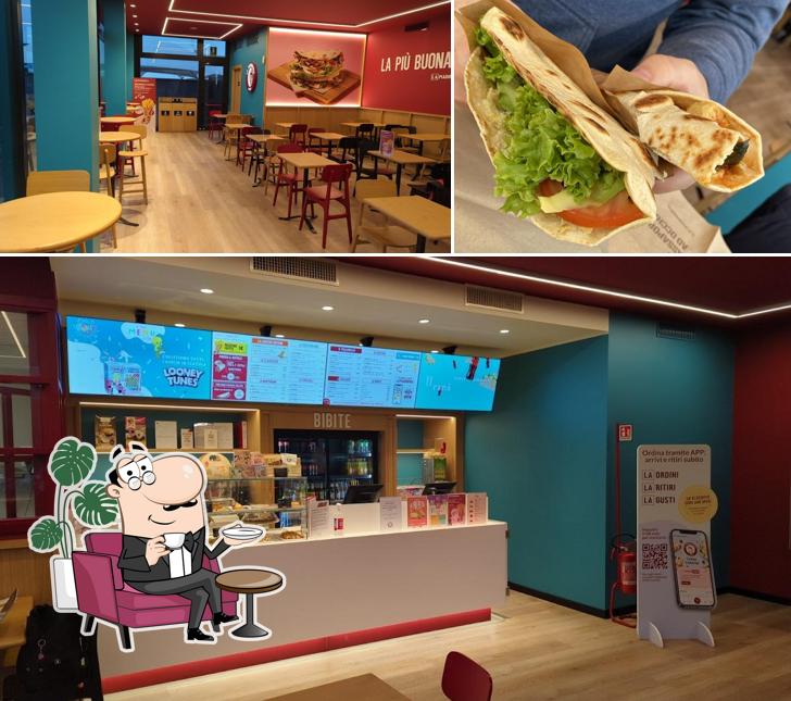 La Piadineria si caratterizza per la interni e cibo