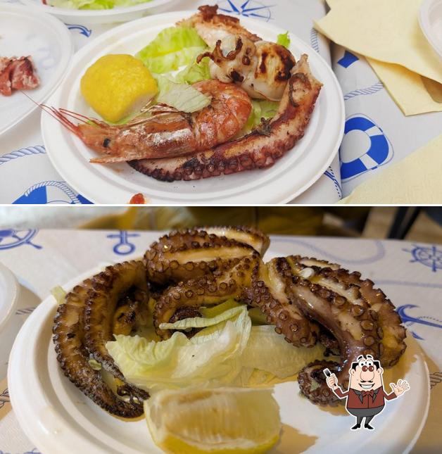 Cibo al Friggitoria - Pescheria "Frisc & Mang" Bari