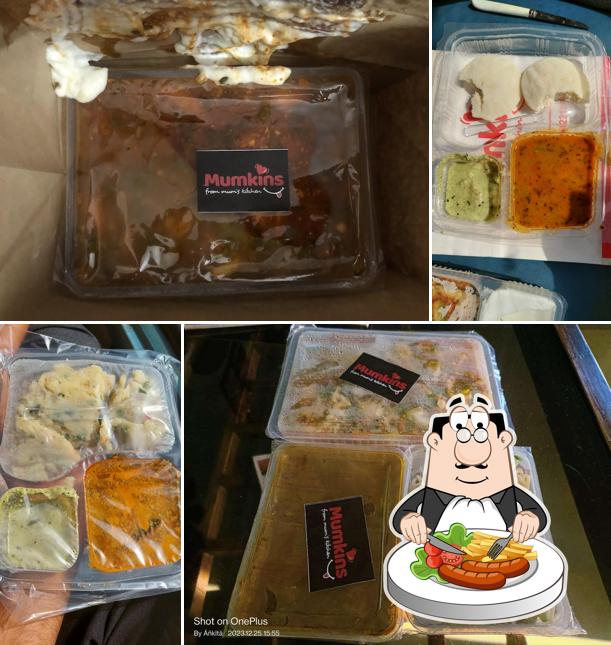 Meals at MUMKINS XPRESS