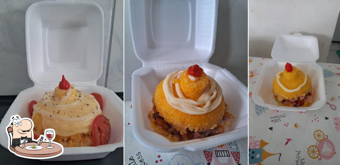Comida em Cuscuzeria da Camilla
