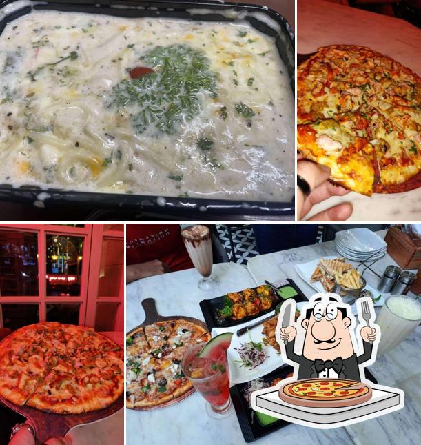 Try out pizza at BELLA ROSSA