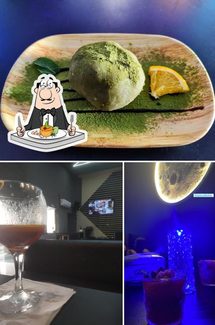 Comida em Yuni karaokê & Bar