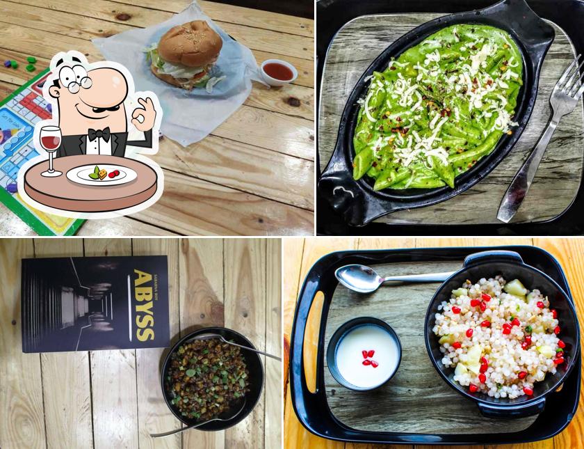 Food at Cafe Hours