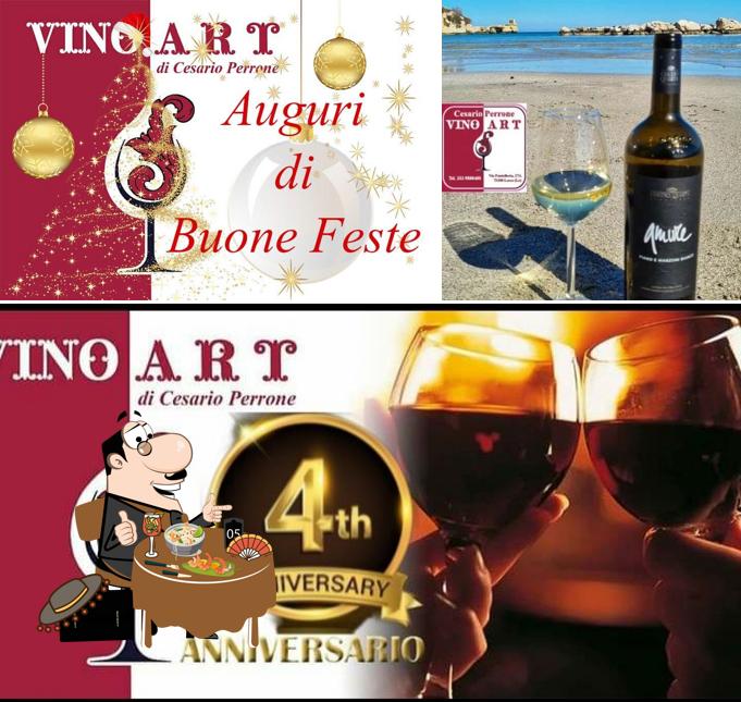 Tra le varie cose da Enoteca Vino Art si possono trovare la cibo e bevanda