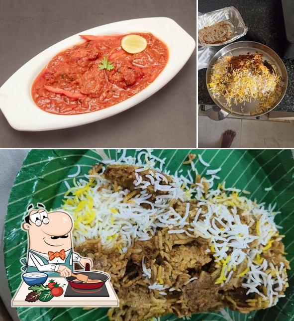 Chicken curry at 7DAYS KITCHEN