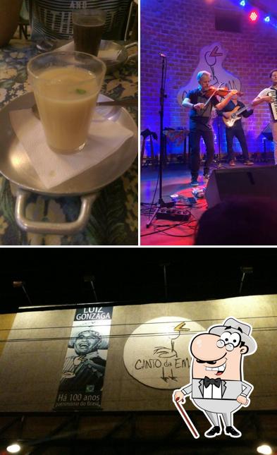 O exterior do Canto da Ema