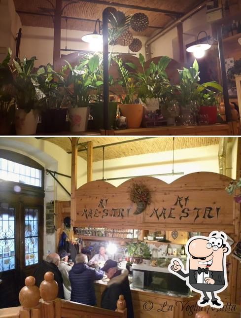 Siediti a un tavolo di Osteria Ai Maestri Trieste