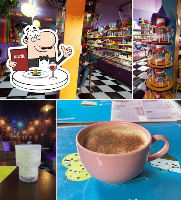 Comida em Casa Mágica Café