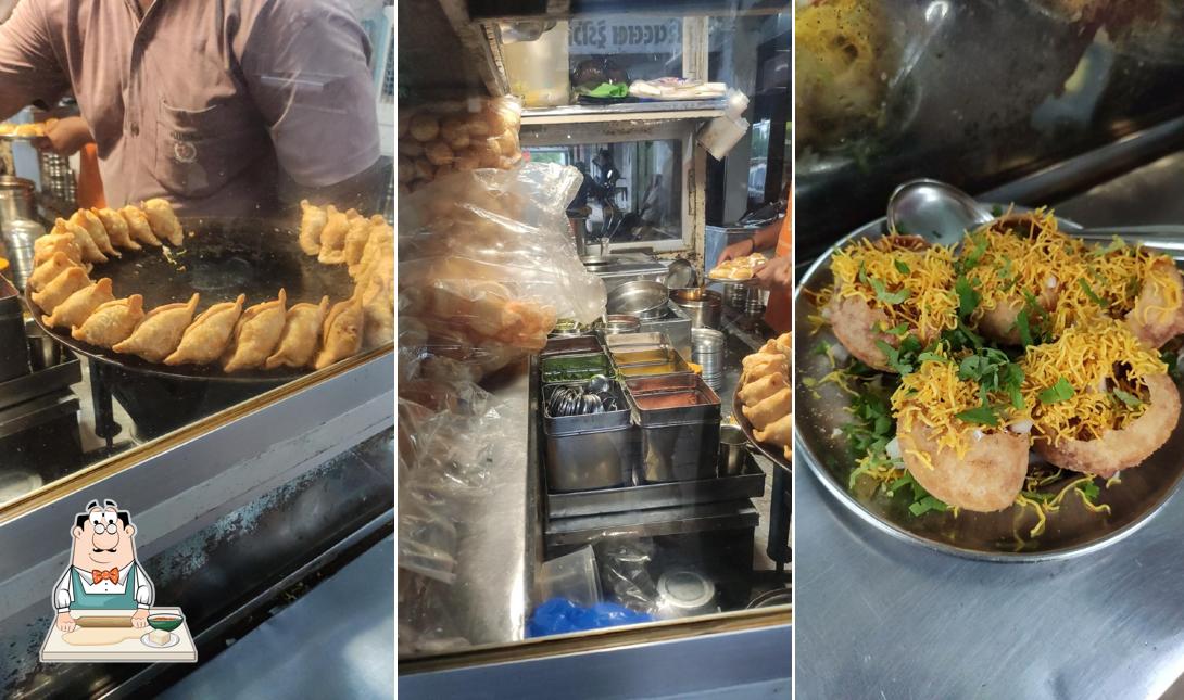 Samosa at Bajrang Pani Puri