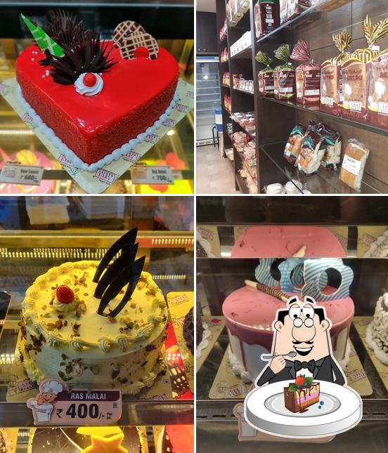 Chocolate cake at Atul Bakery Manjalpur Vadodara