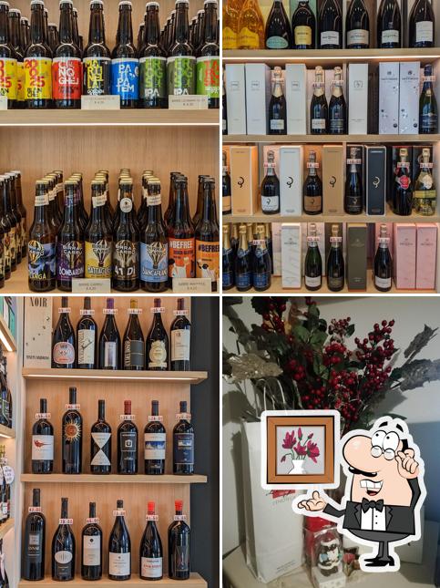 Gli interni di Enoteca Longo
