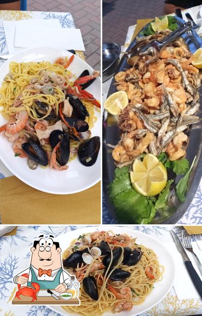 Ordina la cucina di mare a Bar Lella