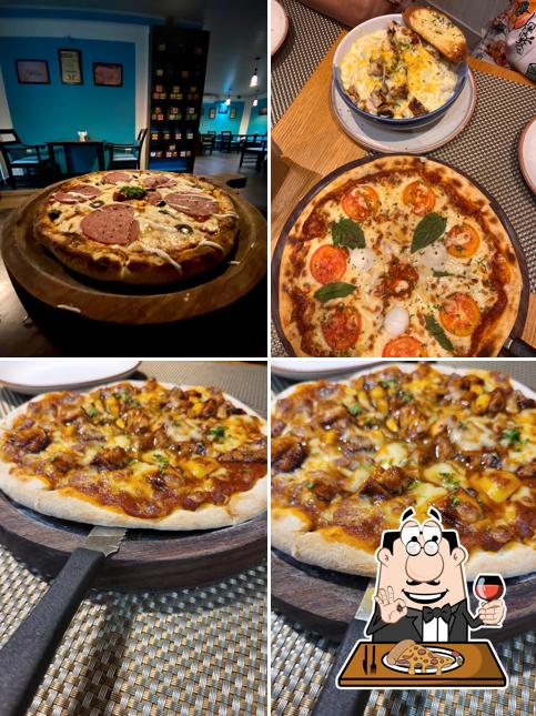 At Mac's Cafe Steak House & Pizzeria, you can order pizza