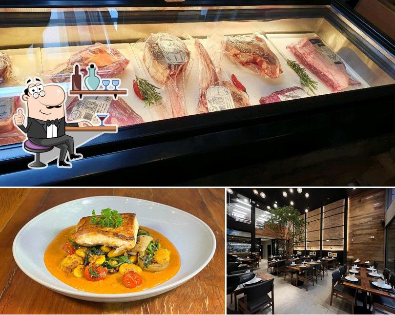 Veja imagens do interior do Biasibetti Steak