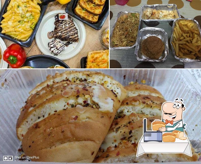 Garlic bread at Super Bhukkad