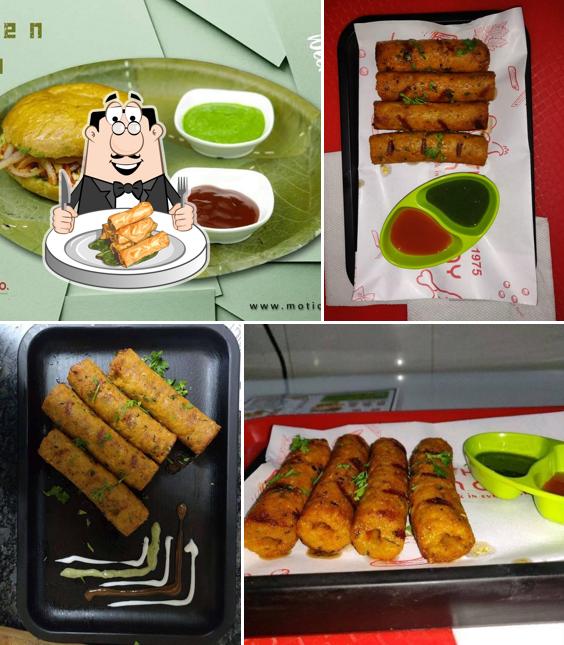 Spring rolls at The Chicken Company (Cafe de LOCA)