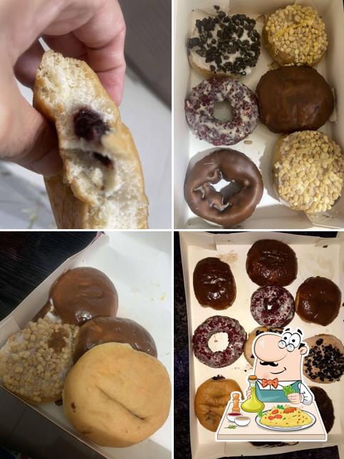 Food at Krispy Kreme - Doughnuts & Coffee