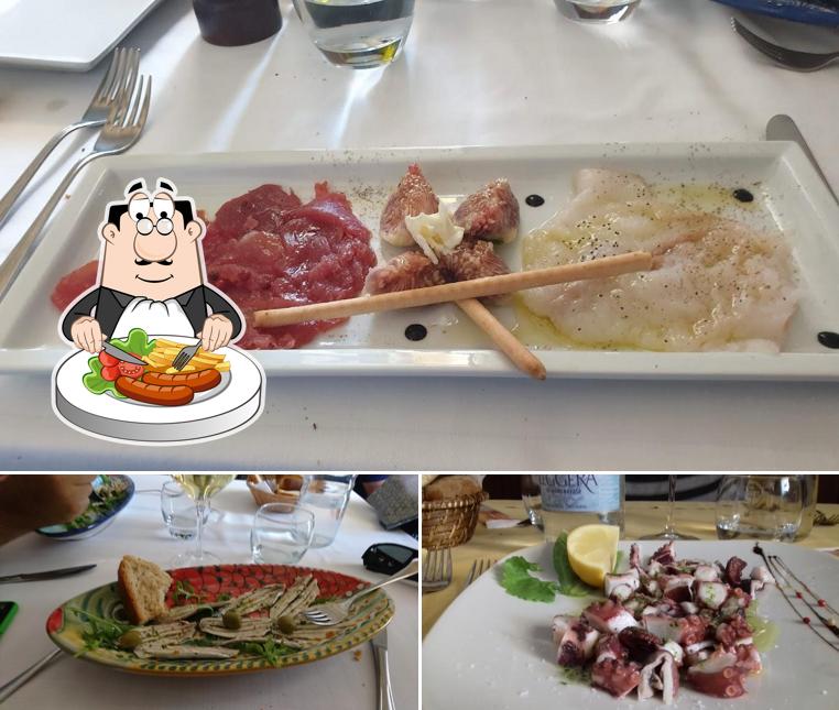 Platti al Ristorante La Spagnola 1970