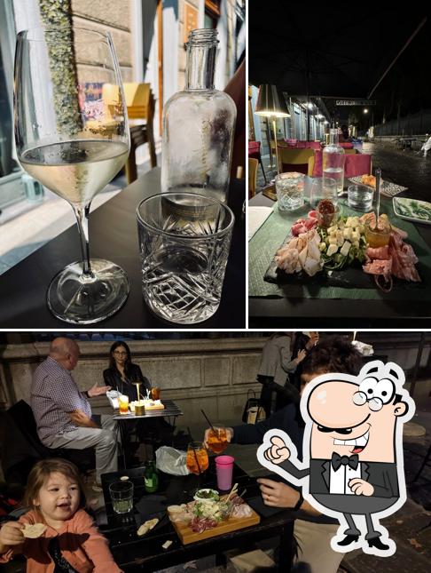 Gli interni di Happiness Cafe & Bistrot
