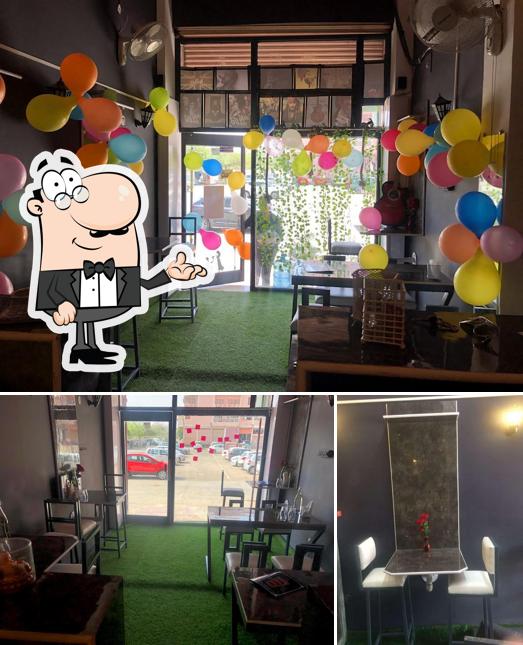 The interior of Retro Cafe - Best Cafe In Vidhyadhar Nagar,Jaipur
