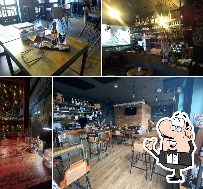 Siediti a un tavolo di Bellucci - Coffee and Wine bar