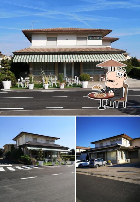 La foto della esterno e interni di Pasticceria Orchidea