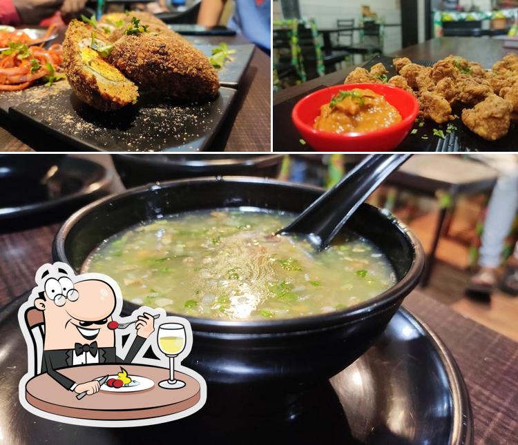 Food at Tawa 2 Plate