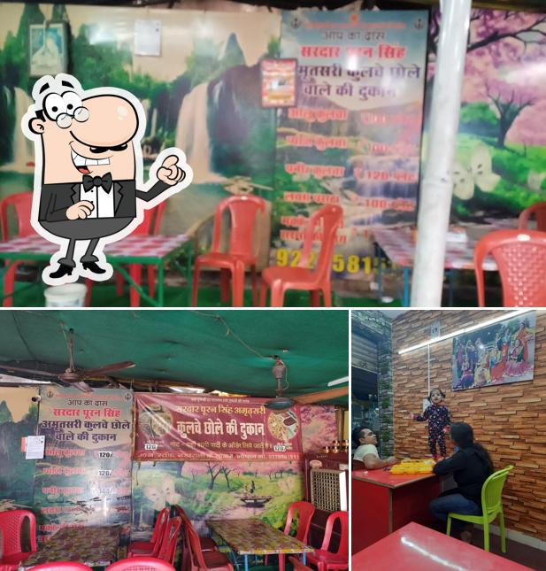 Check out how Amritsari Chole Kulche looks inside