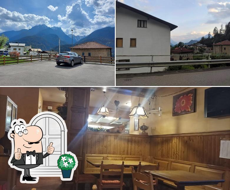 La immagine di esterno e interni da Henry Bar