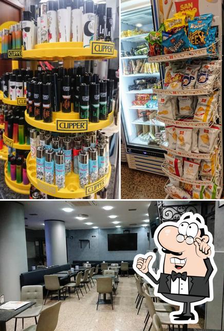 Dai un'occhiata agli interni di Bar Garibaldi
