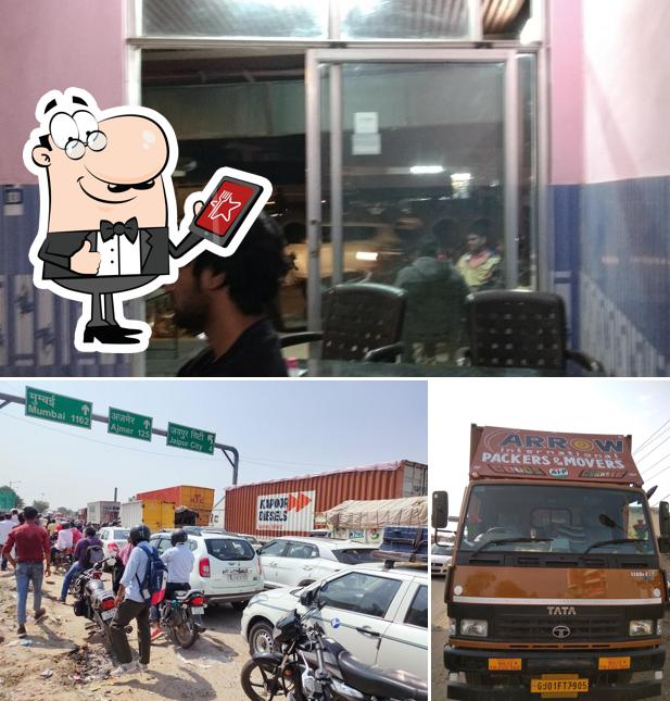 Check out how Kanha Pavitra Bhojnalaya looks outside