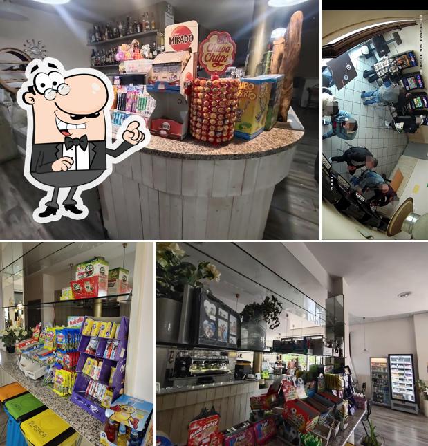 Dai un'occhiata agli interni di Moon Cafe'