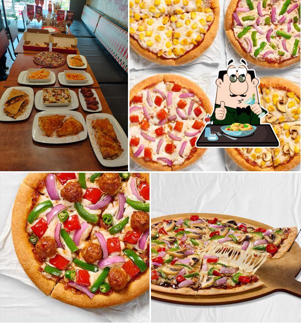 Food at Pizza Hut HSR Layout, Bangalore