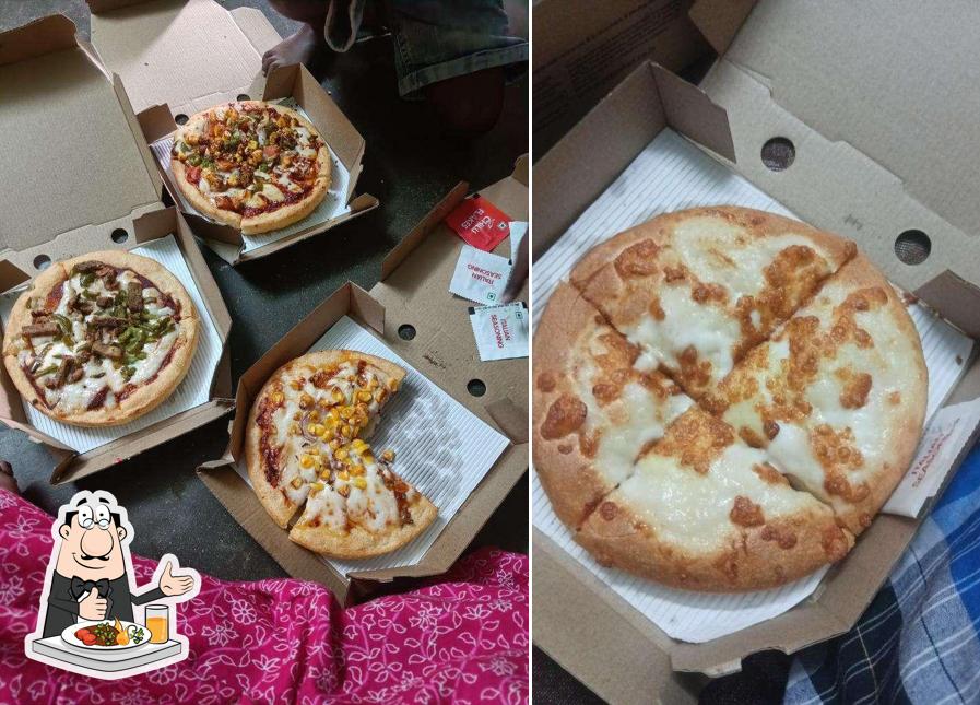 Meals at Pizza Hut Perumbakkam, Chennai