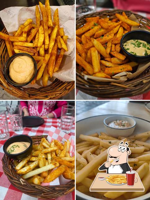 French fries at DaNonna's Pizzeria