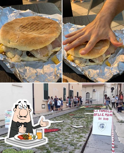 Guarda la immagine che mostra la cibo e esterno di A Camperia