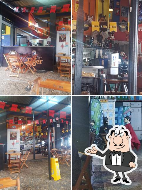 O interior do Miki - Bar