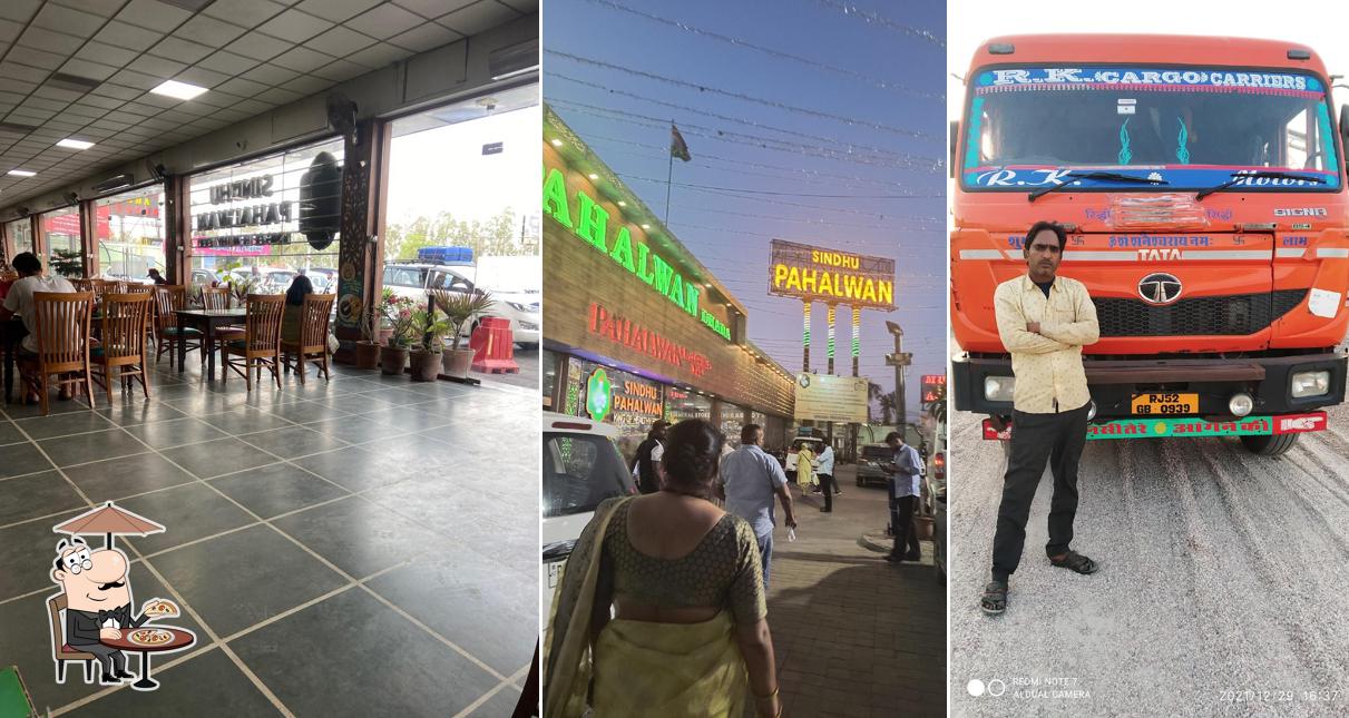 You can get some fresh air at the outside area of Pahalwan Dhaba