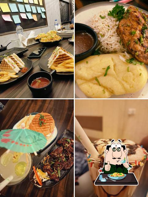 Meals at Nomad's Cafe