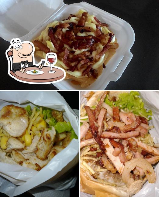 Comida em Espaço Brother's Lanches Delivery