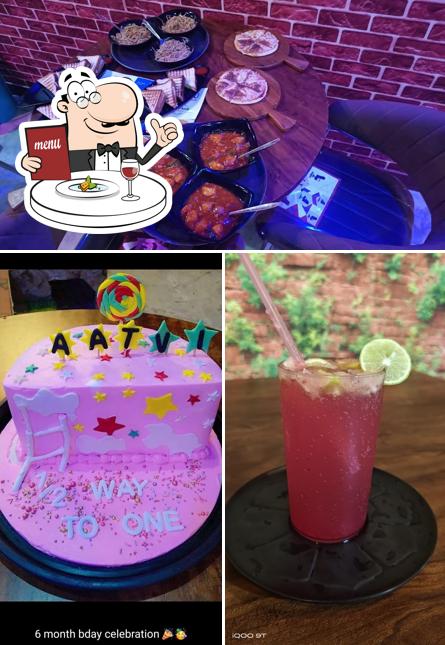 Food at VINTAGE CAFE AND RESTAURANT