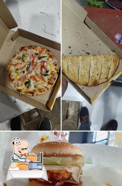 Garlic bread at Burger Monk Rohtak