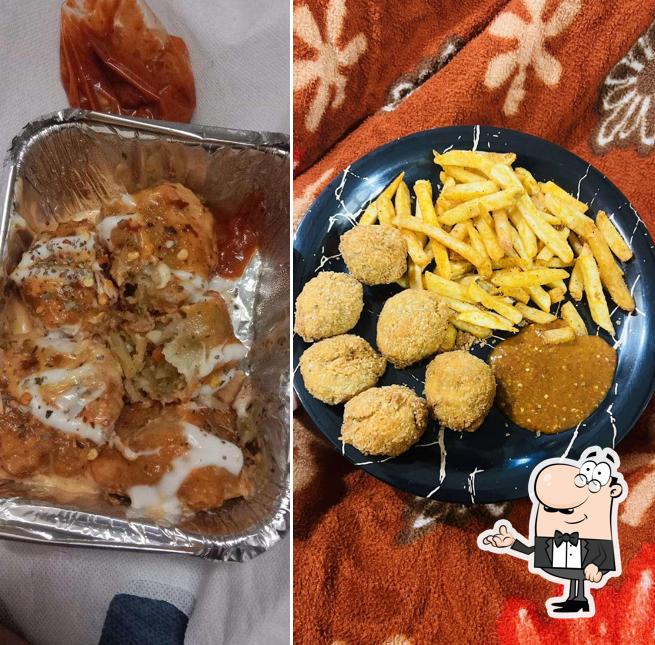 The interior of Y momo