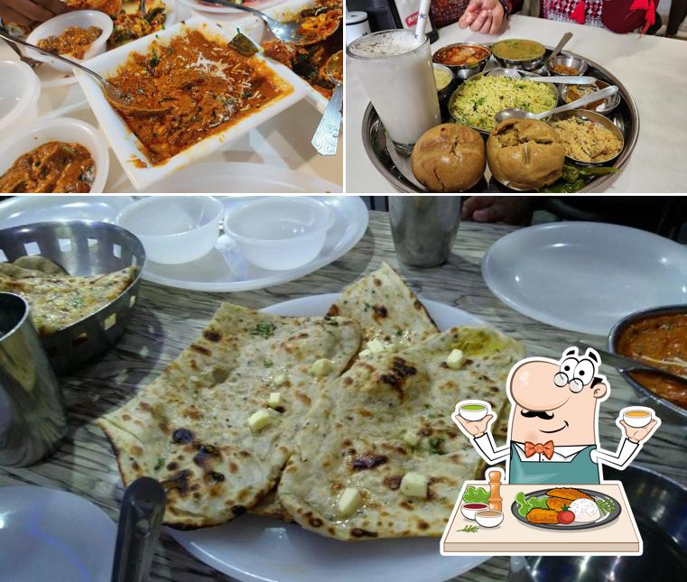 Food at Amar Punjabi Dhaba - Best Dhaba in Kota Food at Amar Punjabi Dhaba - Best Dhaba in Kota