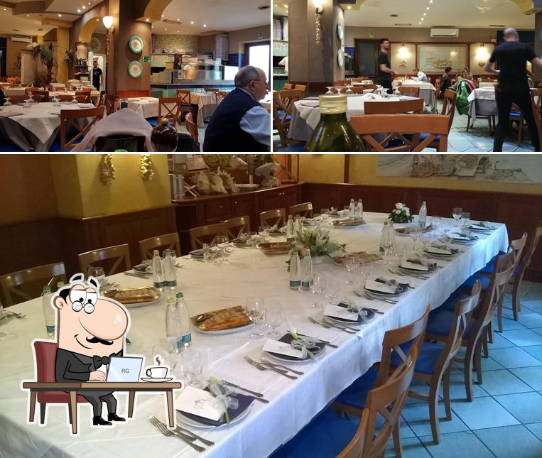 Dai un'occhiata agli interni di La Medusa