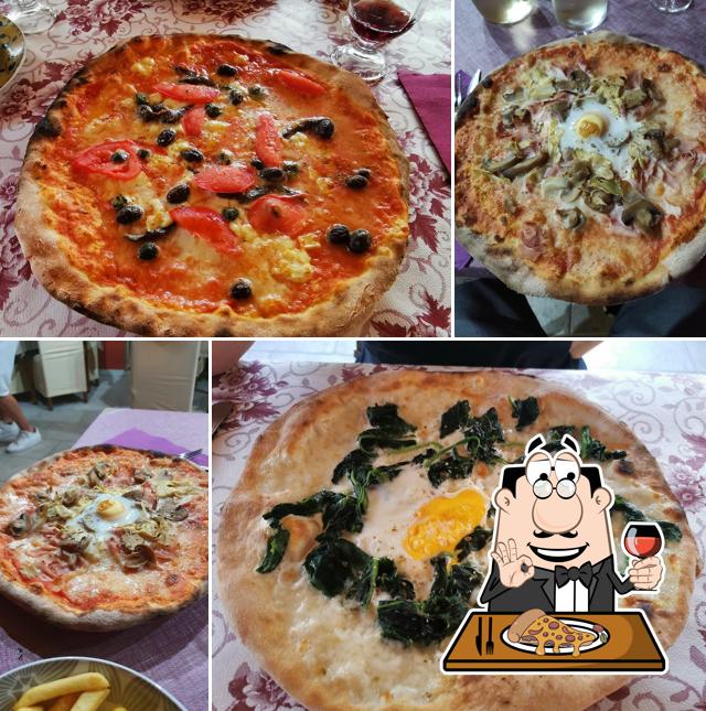 Prova una pizza a Pizzeria Aquila Nera Di Satta Francesco