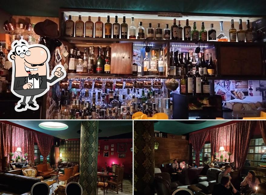 Siediti a un tavolo di Small Batch Siediti a un tavolo di Small Batch