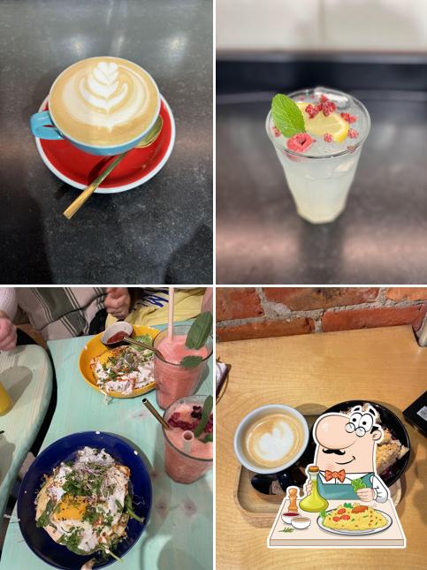 Plats à Darius Café